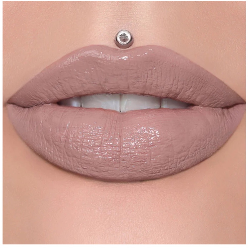 Jeffree Star Naked In The Dark Supreme Gloss color light nude w grey tones NIB